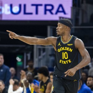 jiuyou-又是最强核心之一报销，若想争冠，只有做大交易一条路了|斯蒂芬·库里|吉米·巴特勒|勇士|库明加|追梦_新浪体育_新浪新闻